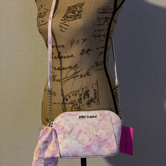 Betsey Johnson Crossbody - Picture 6 of 8